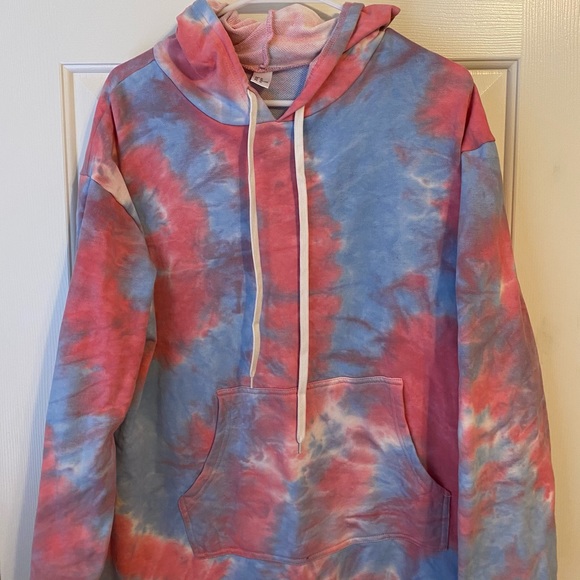 Tie Dye Sweatshirt - Picture 2 of 4
